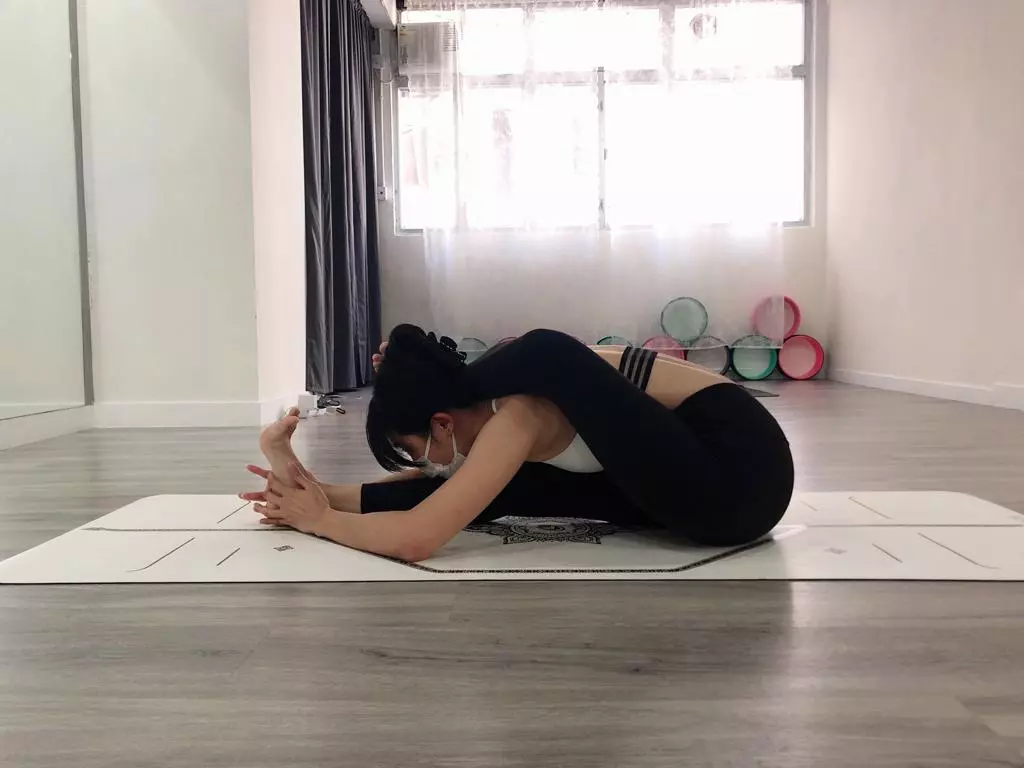 Tsuen Wan Yoga Teacher - Mandy | Tapas Yoga HK | 荃灣瑜伽| 一念瑜伽